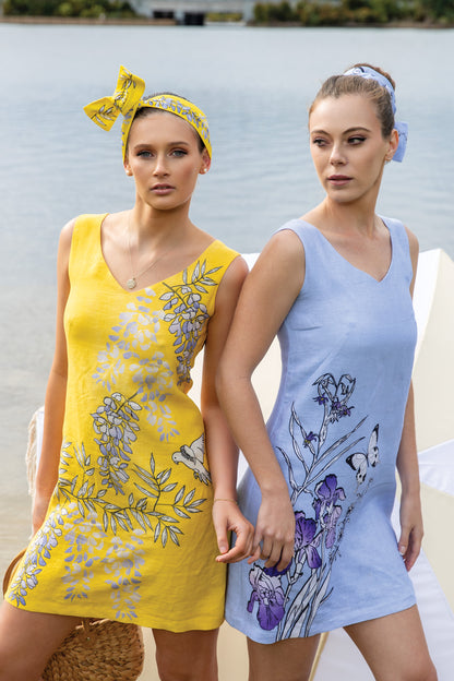 Wisteria & Lorikeet V Neckline Sleeveless Shift Dress